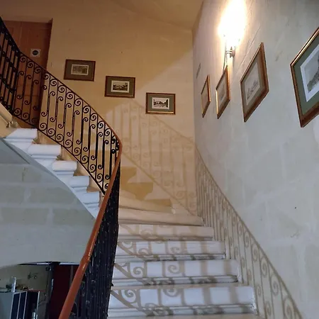 Appartement Forty Three #1, 2 *