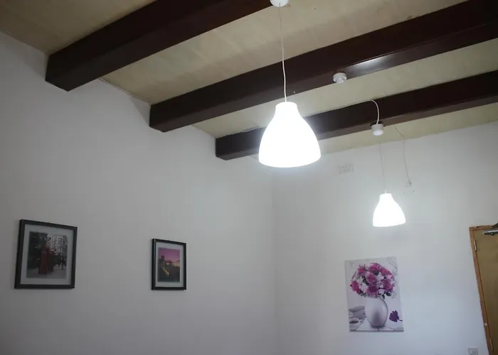 Forty Three #1, 2 Victoria