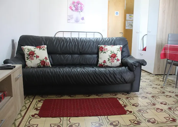 Apartman Forty Three #1, 2 Victoria